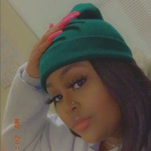 Meet your Posher, Alyssa